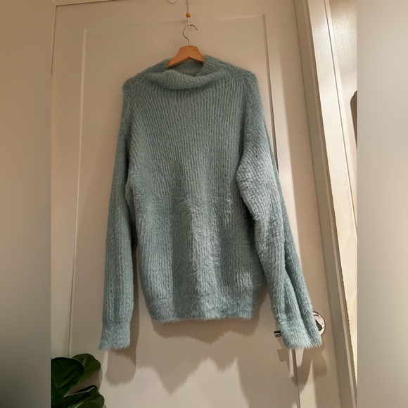 Wilfred Montpelier Fuzzy Pullover - Picture 9 of 10